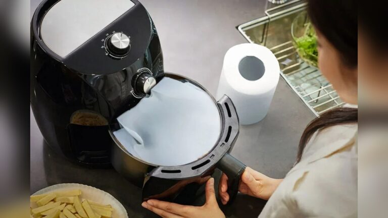 Will a Paper Towel Burn in an Air Fryer